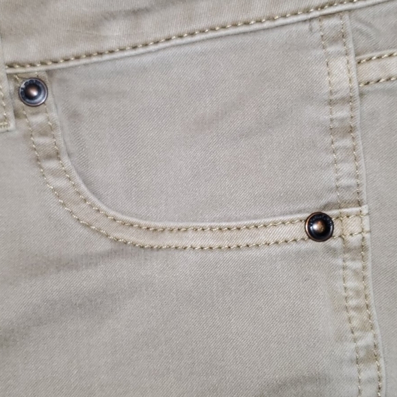 Volcom mens tee and pant bundle - Picture 9 of 16